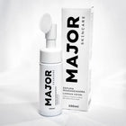 Espuma massageadora de limpeza facial Major 150ml com escova aplicadora e embalagem, desenvolvida para limpeza profunda da pele masculina