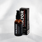 Frasco de sérum Major em fundo branco, com textos destacando benefícios como ação anti-inflamatória, redução da vermelhidão e prevenção da acne.